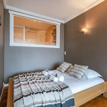 Cosy Studio With Front Sea View